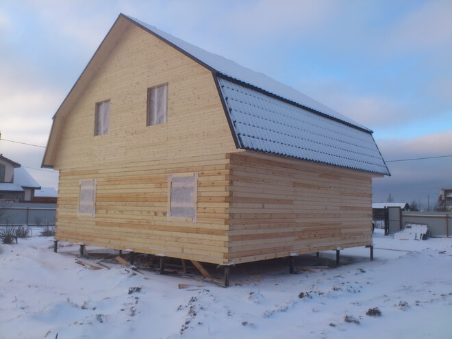 Консервация деревянного дома из бревна на зиму